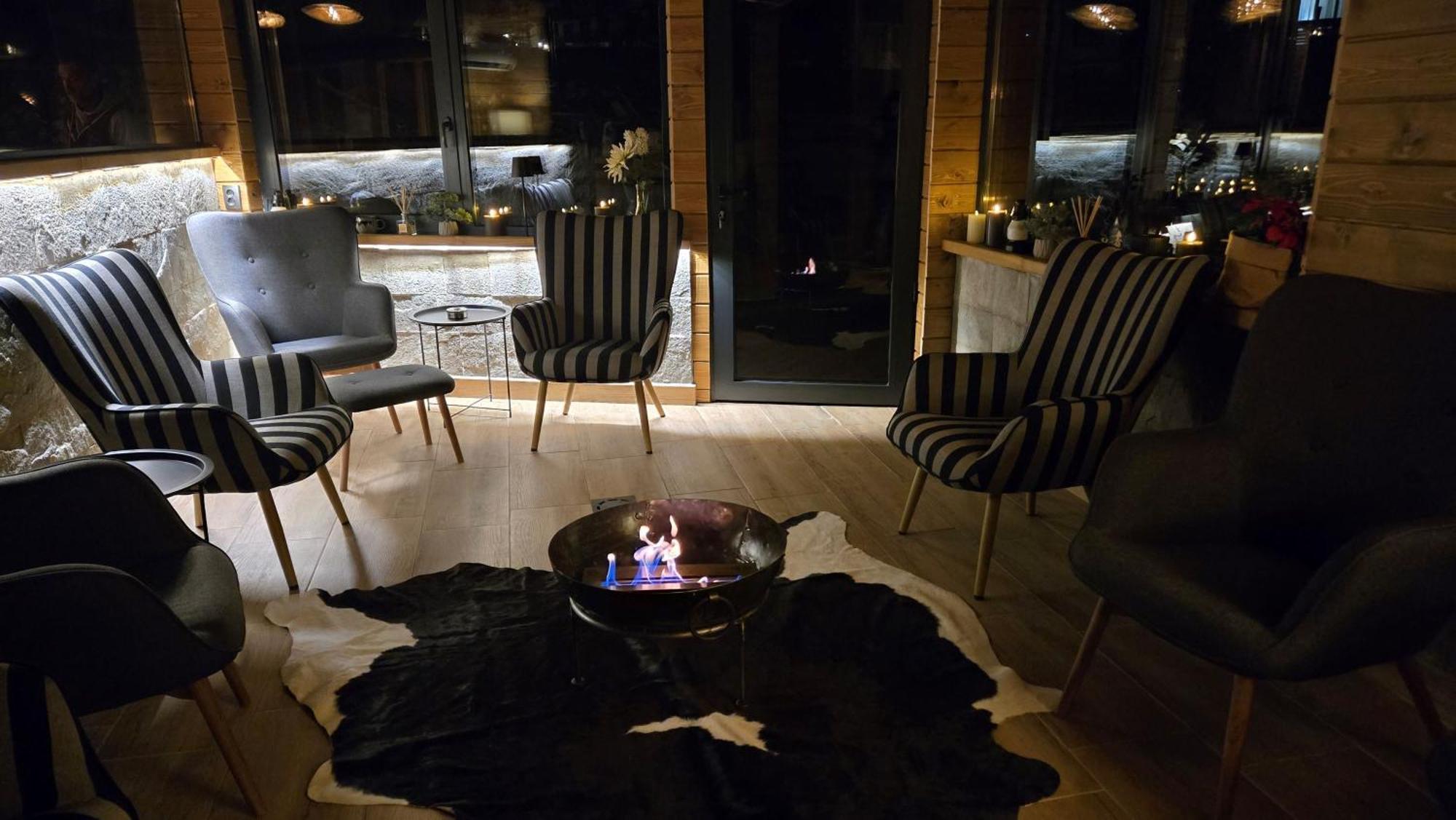 בנסקו Boutique Hotel Entry E מראה חיצוני תמונה